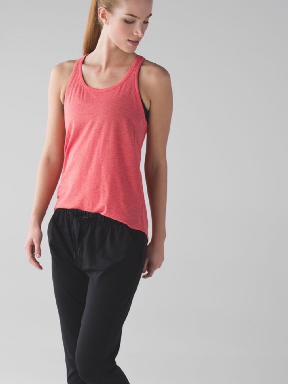Lululemon Women’s Yogi Everyday Tank in Heathered Cape Red, Size 8